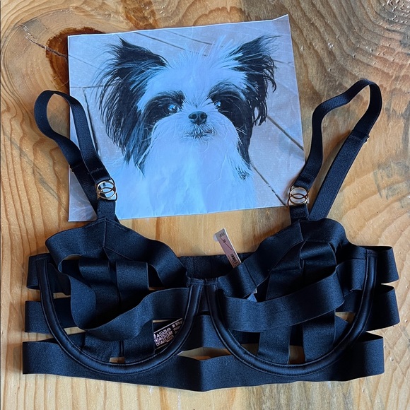 Bondage Black Strappy Bra - Picture 3 of 4